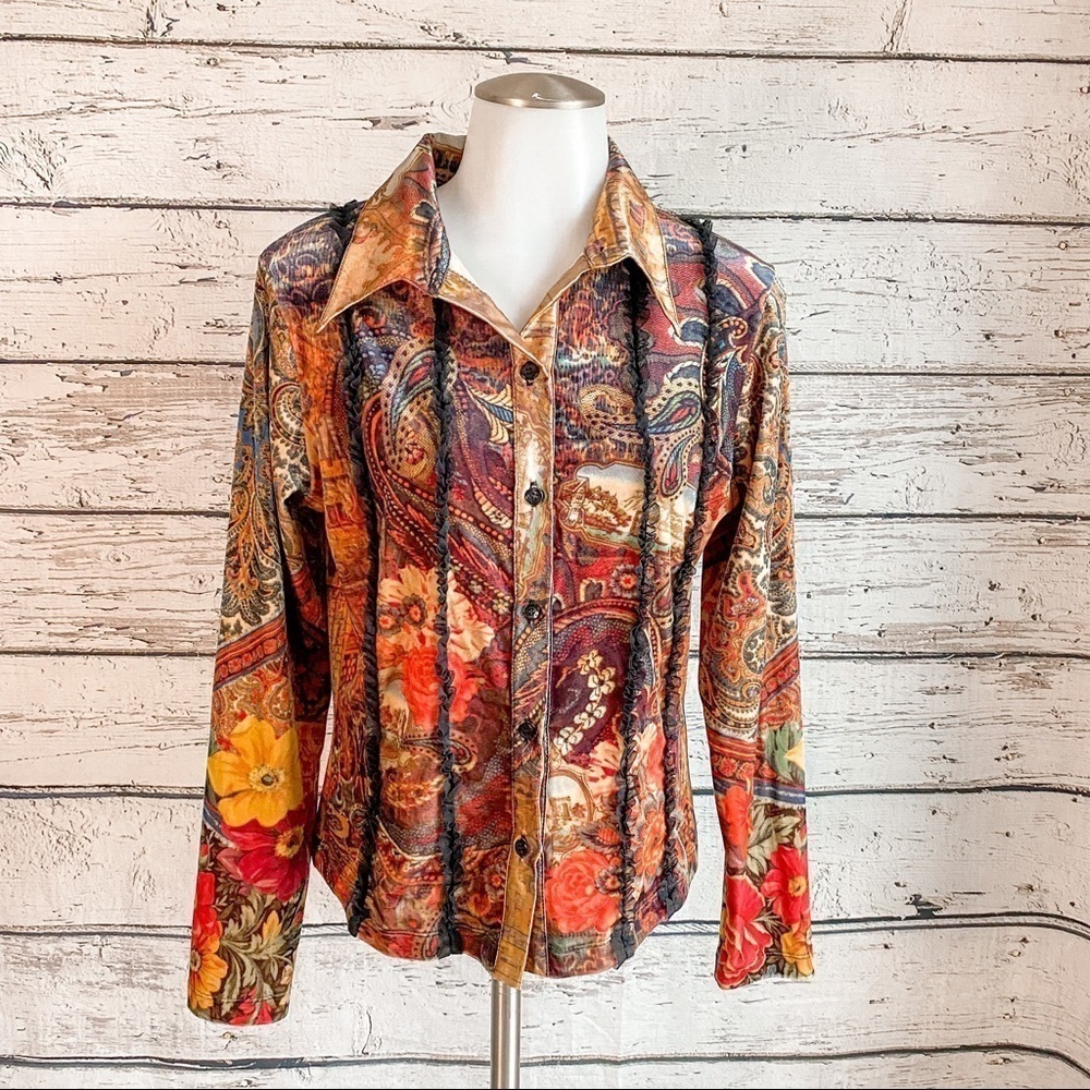 Love Amour paisley top